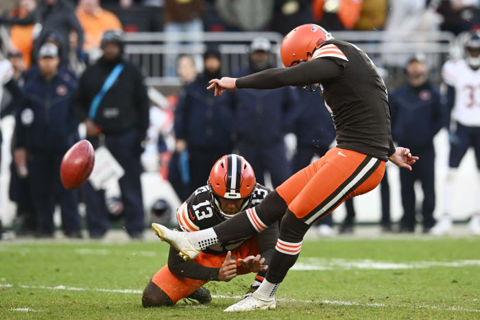 Dec 17, 2023; Cleveland, Ohio, USA; Cleveland Browns place kicker Dustin Hopkins (7) kicks a field goal during the fourth quarter against the Chicago Bears at Cleveland Browns Stadium.
